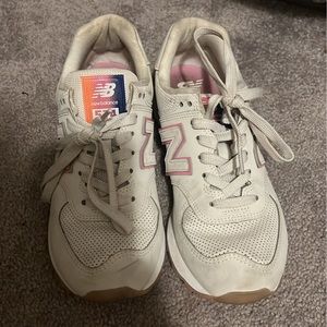 NEW BALANCE WOMEN 574 SNEAKERS
